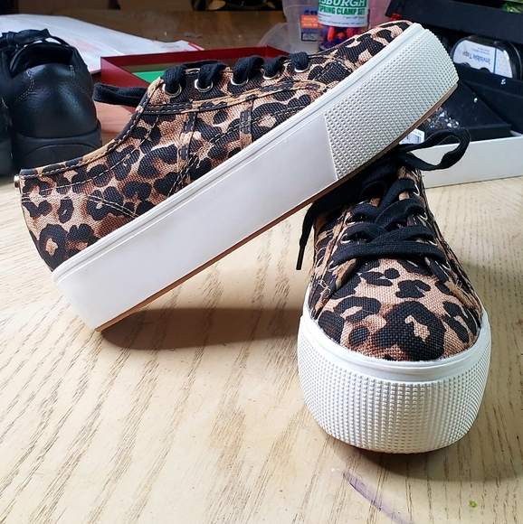 Steve Madden Emmi shoes, size 7, new - Picture 6 of 8